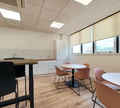 Zeta Analytical staff kitchen and break area